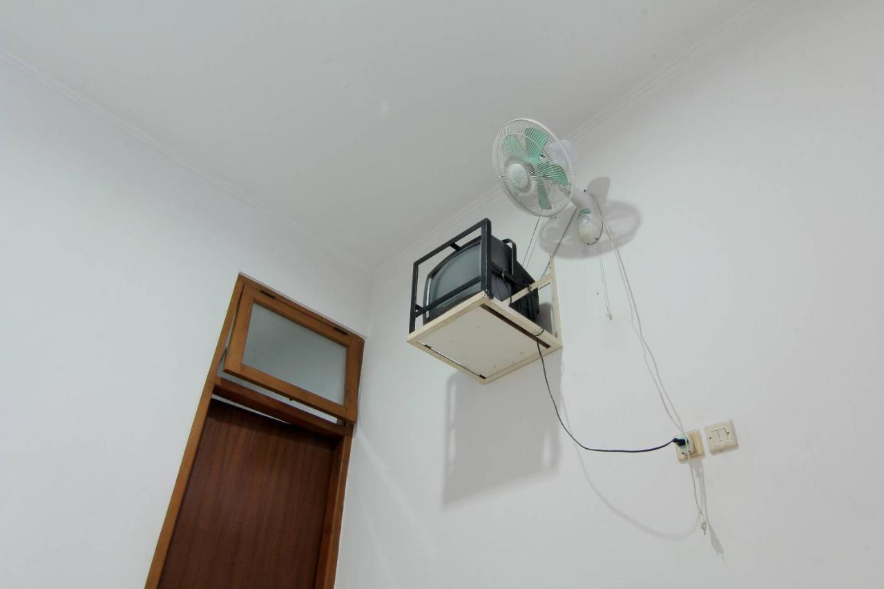 Hotel Fevytra Syariah Yogyakarta Luaran gambar