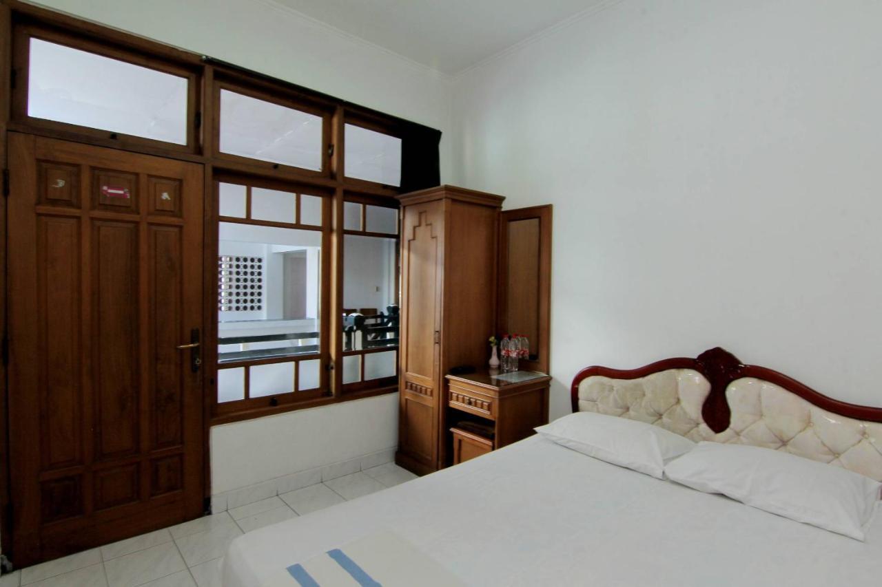 Hotel Fevytra Syariah Yogyakarta Luaran gambar